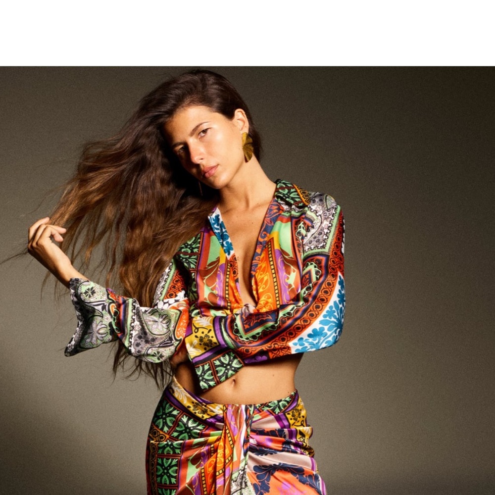 PRINTED CROPPED BLOUSE